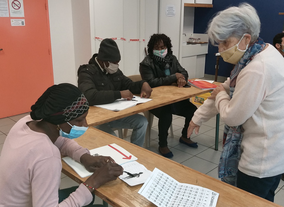 Reprise des cours de français à Landivisiau.