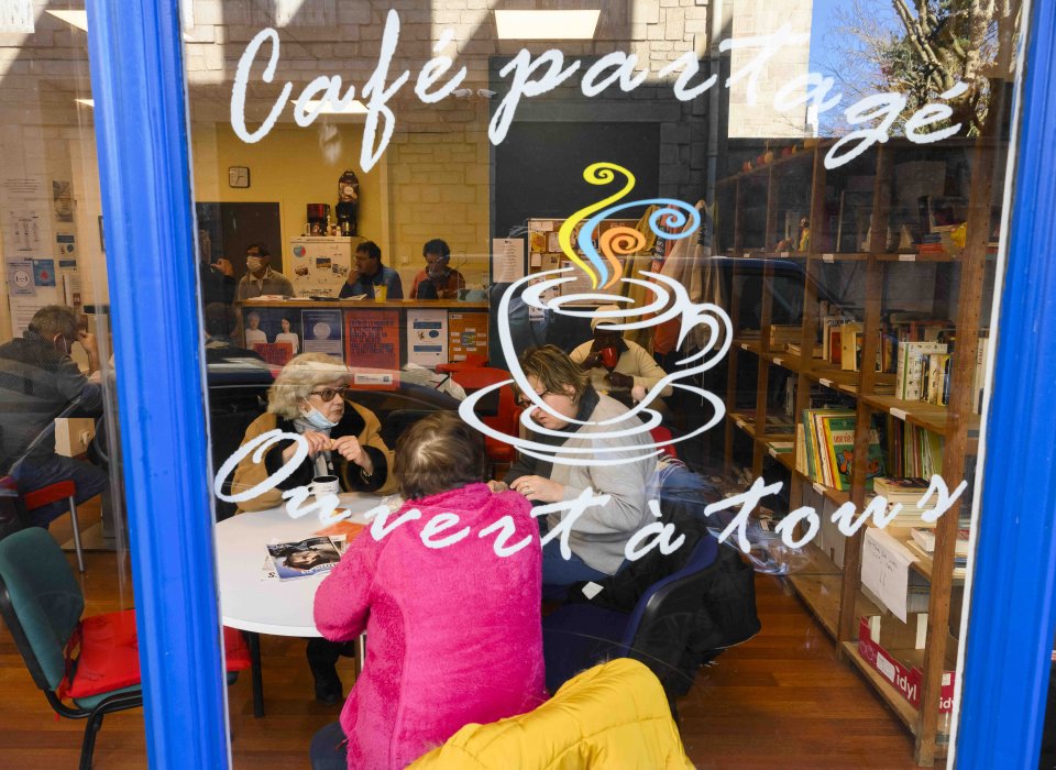 Café solidaire à Quimper