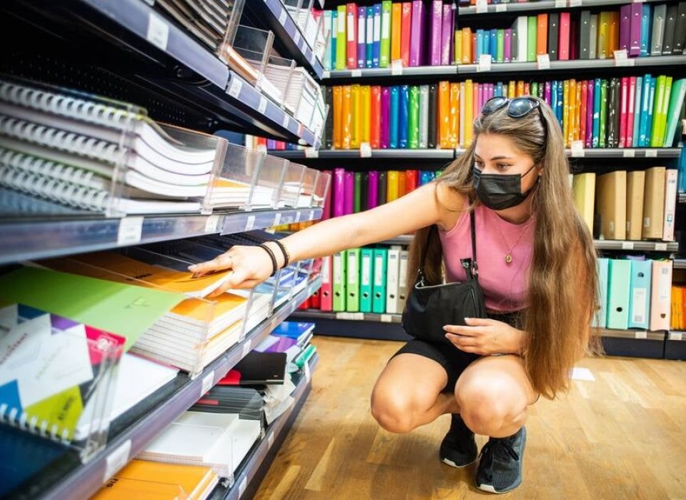 Pour la rentrée 2021, le Secours catholique Caritas France de Brest (Finistère) organise une collecte de fournitures scolaires, en partenariat avec le magasin Top Office.