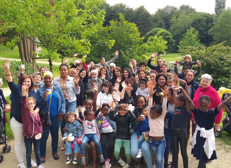 L'équipe des cours de français à Landivisiau L'équipe des cours de français à Landivisiau