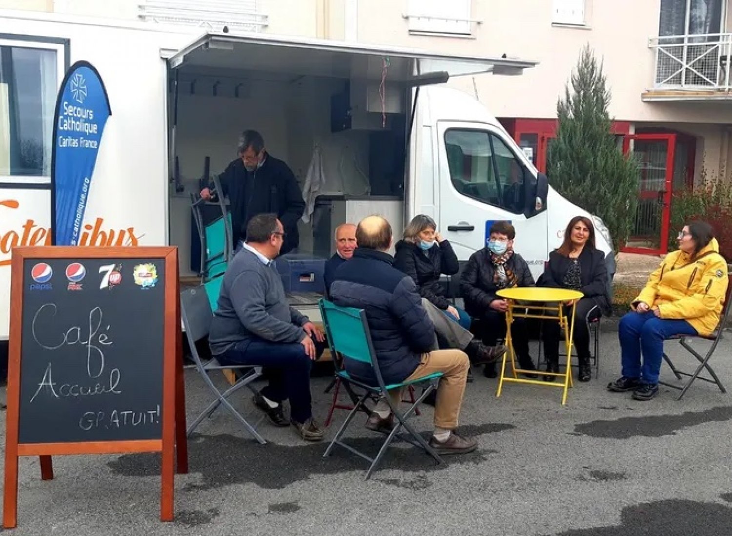 Dans le Finistère, 15 000 personnes ont été aidées par le Secours Catholique en 2020