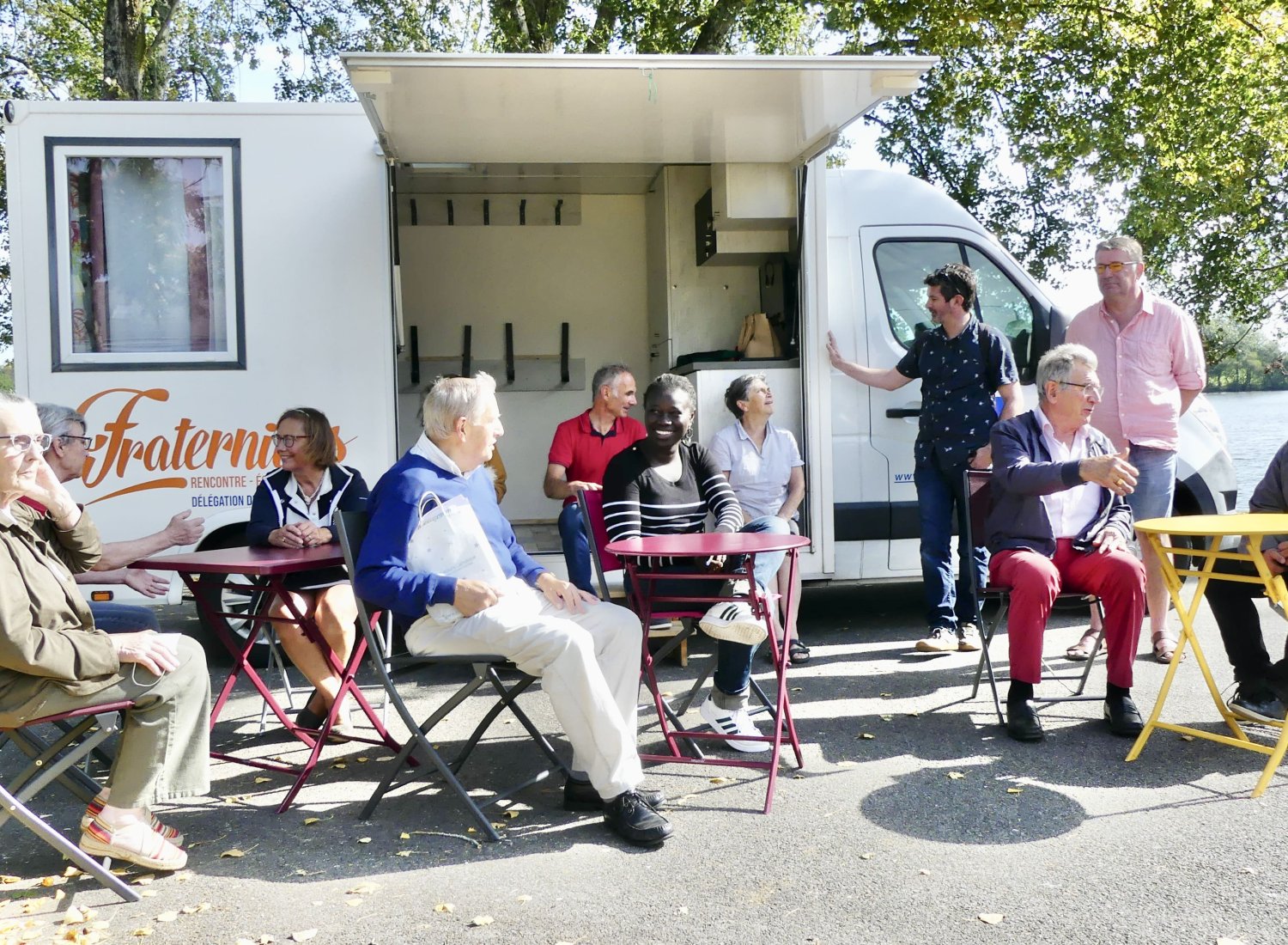 Le Fraternibus créé du lien et rompt la solitude en sud Finistère.